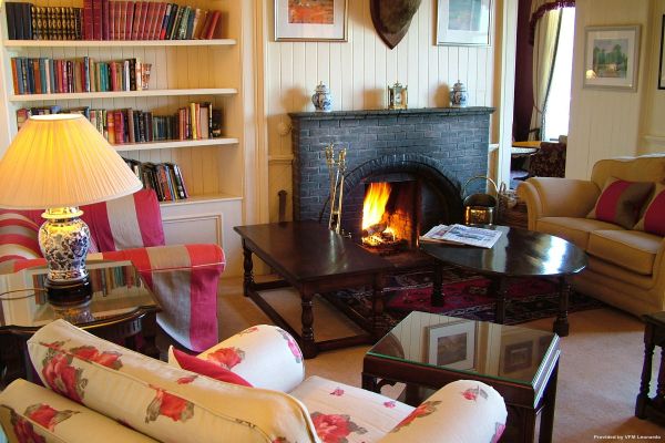 Airds Hotel (Perth and Kinross)